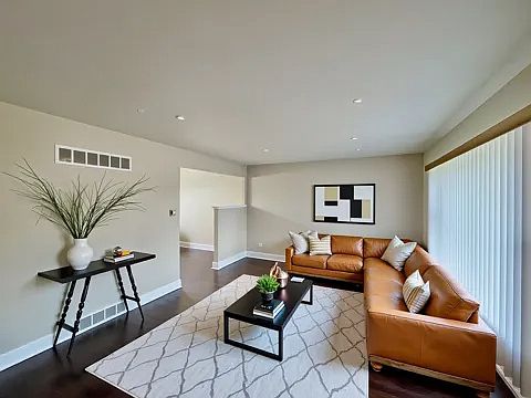 2nd image of 16535 S Elm Ct