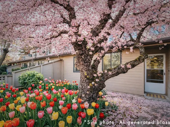 8040 Colonial Dr #102, Richmond, BC V7C 4V1