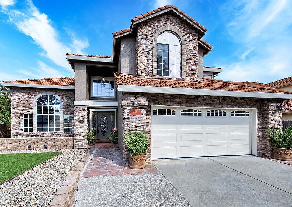 1st image of 2774 Woodmont Dr