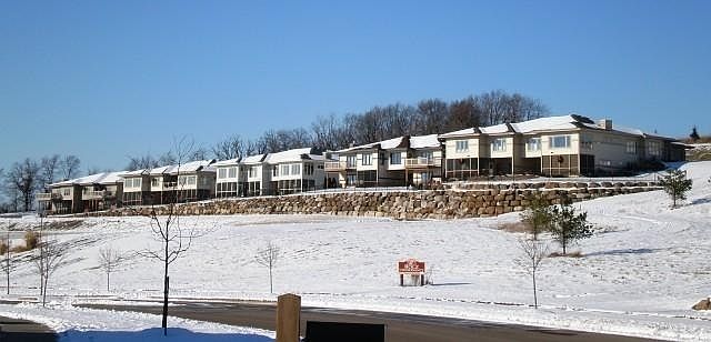 1st image of 1505 Blue Grass Dr