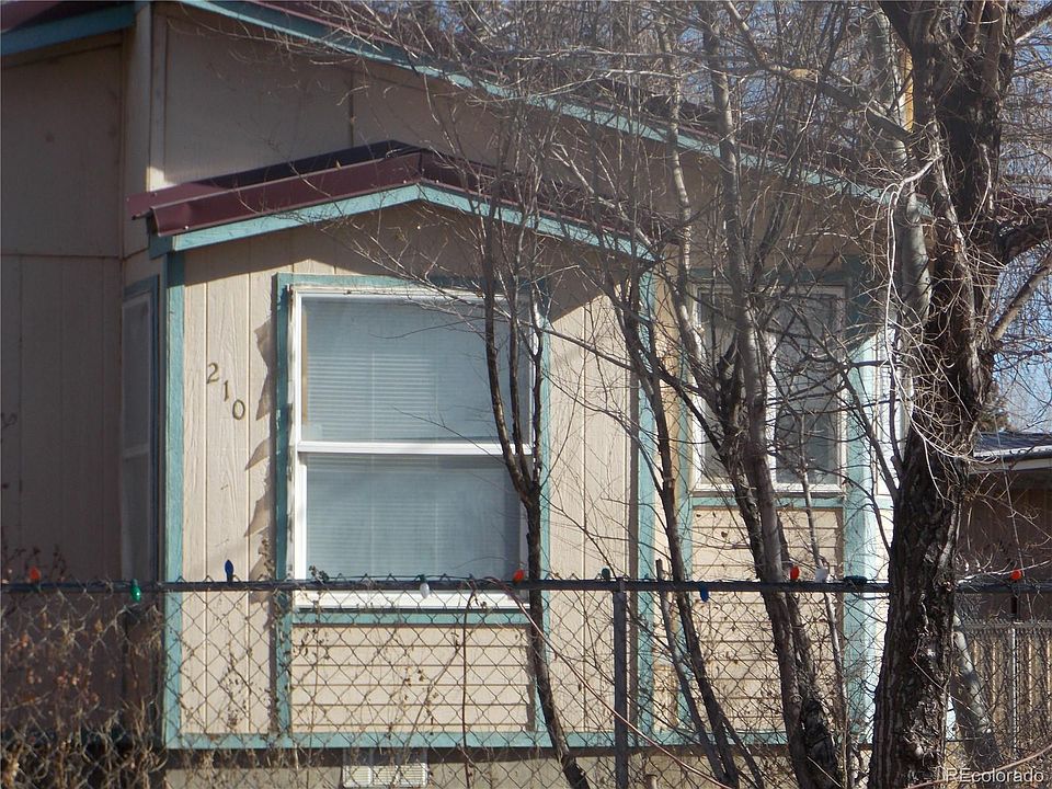 2nd image of 210 Broadway Avenue