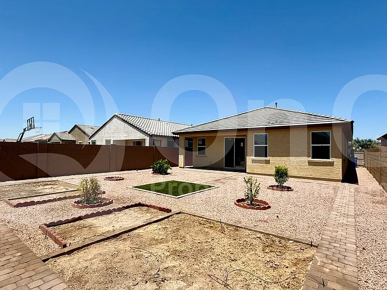 9357 W Glenrosa Ave — Photo 18