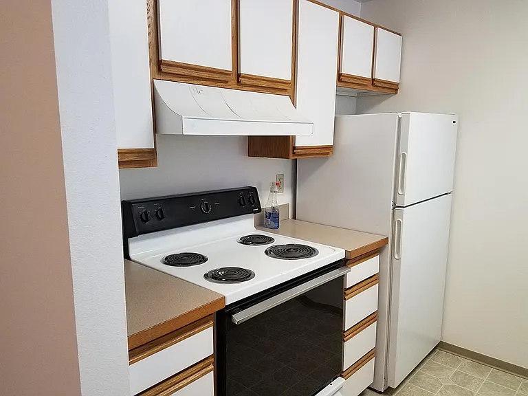 902 E Juniper Ave — Photo 5