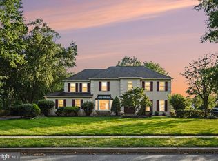 1870 Meredith Ln, Blue Bell, PA 19422