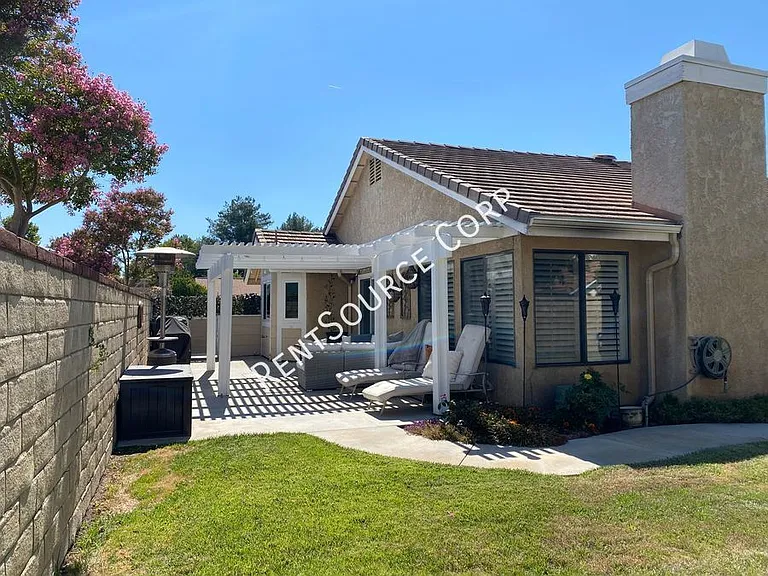 26102 Alejandro Dr — Photo 11