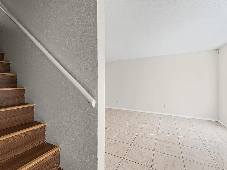 12208 Ormandy St — Photo 11