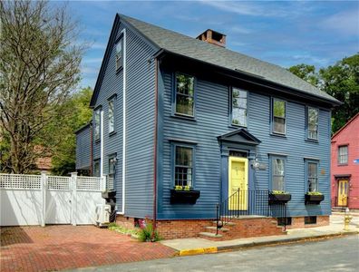 42 2nd St, Newport, RI, 02840