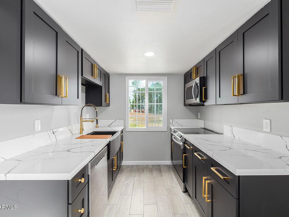 1st image of 8209 N 33RD Lane