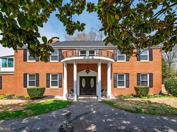 712 Fairway Dr, Annapolis, MD 21409