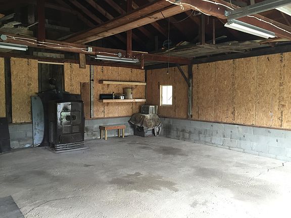 2nd image of 920 Edith Ave