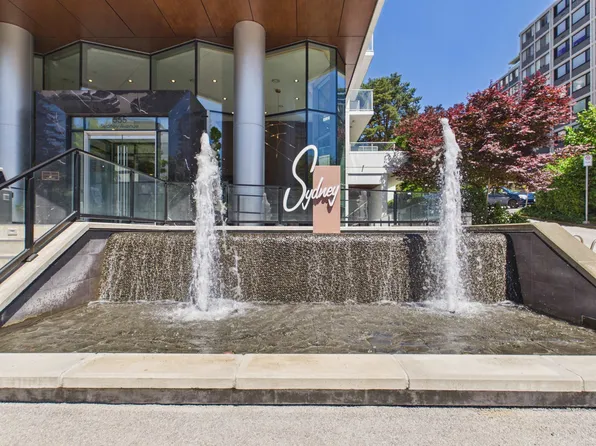 555 Sydney Ave #2306, Coquitlam, BC V3K 3J8