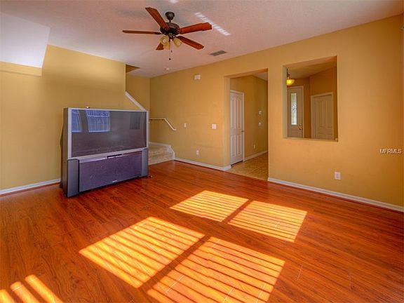 5th image of 542 Penny Royal Pl