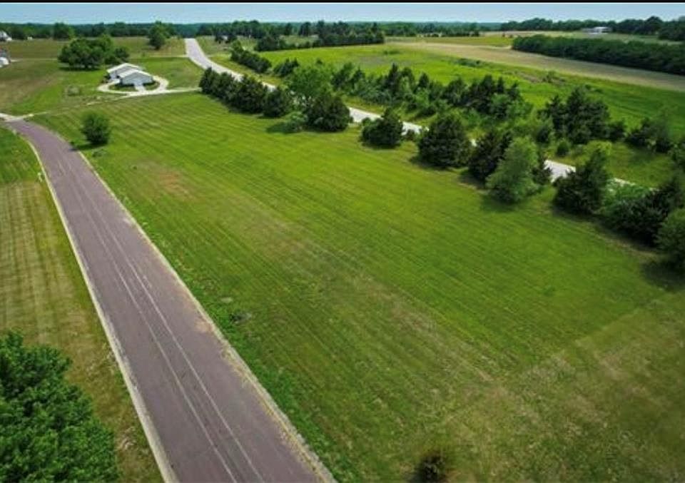 2nd image of 908 Captain Merriman Dr