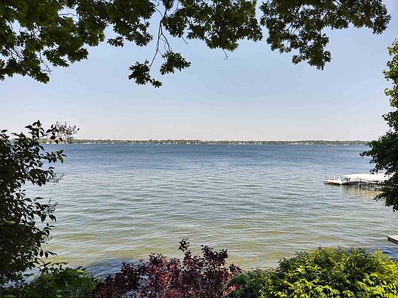 2nd image of 10694 N Southshore Dr
