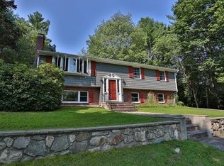 28 Flint St, North Reading, MA 01864