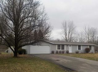 2616 E Robby Dr, Warsaw, IN 46580
