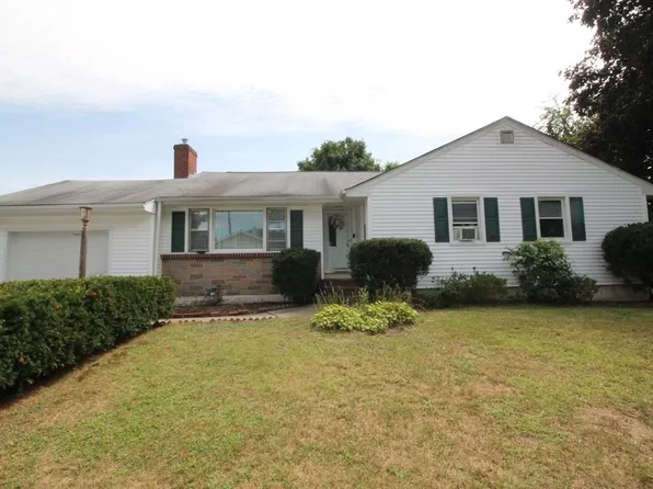 26 Andrew Ave, Taunton, MA 02780