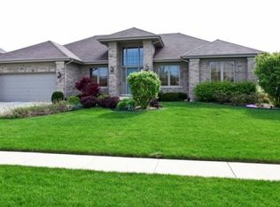 833 Campbell Dr, West Chicago, IL