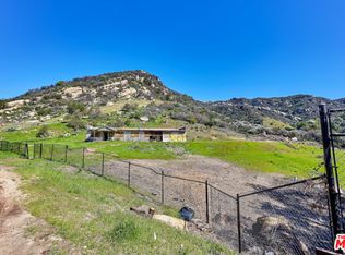 24772 Mulholland Hwy, Calabasas, CA 91302
