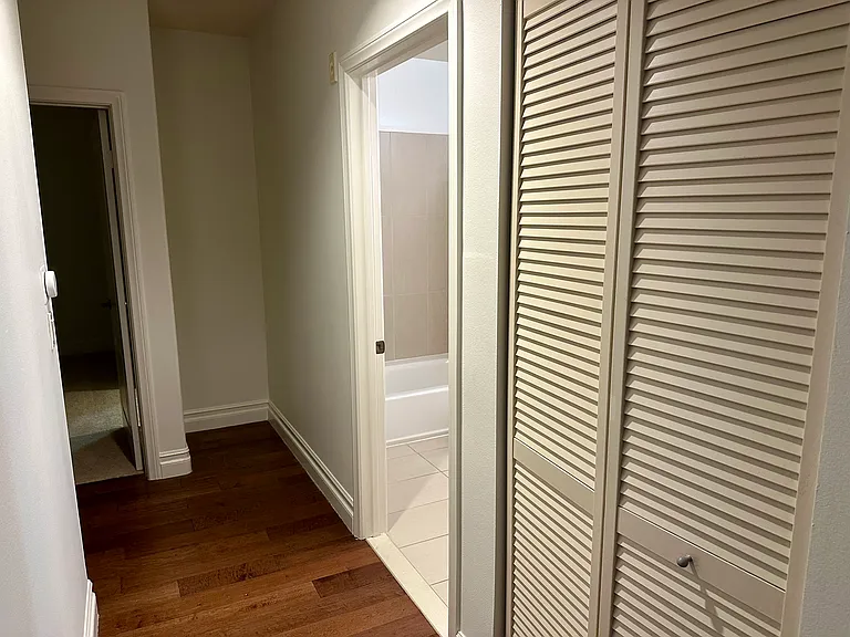 917 S New Hampshire Ave #211 — Photo 6