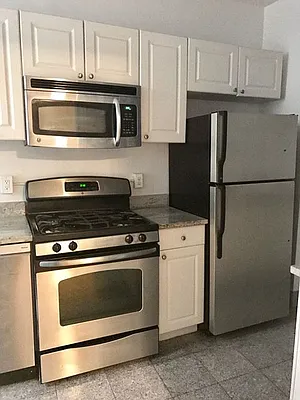 Rented by BRICK & GALO REALTY CORP | media 15