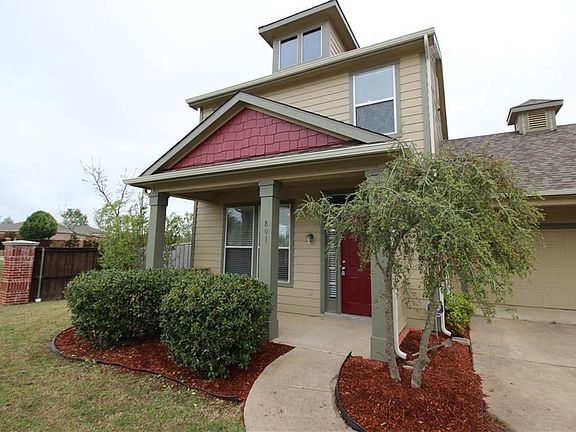 3rd image of 801 Chickesaw Ln