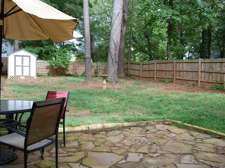 580 Daniel Ave — Photo 3