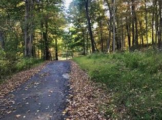 2 Deer Wood Dr, Blairstown, NJ 07825