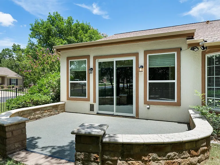 202 River Rock Dr — Photo 31