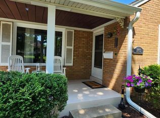 1609 S 82nd St, West Allis, WI 53214