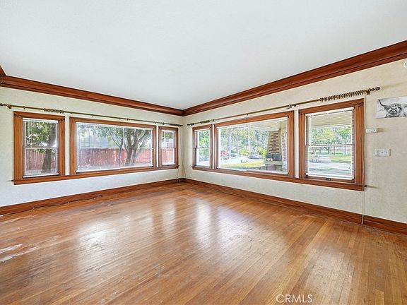 2nd image of 513 N Palm Ave