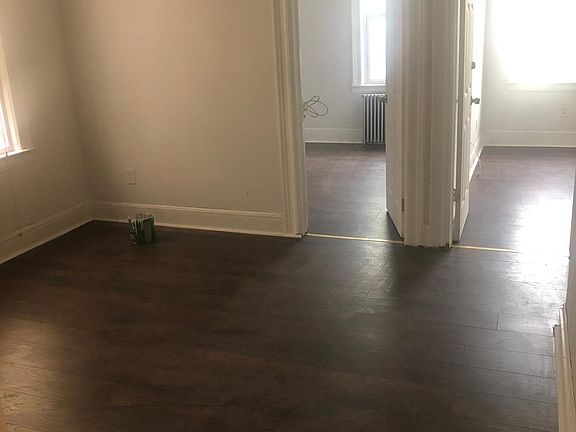 4th image of 211 Lexington Ave APT 2