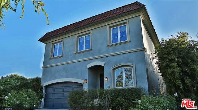 1st image of 2255 Prosser Ave