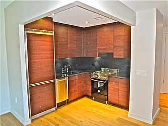 Rented by R New York