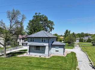 321 E 13th St, Winamac, IN 46996