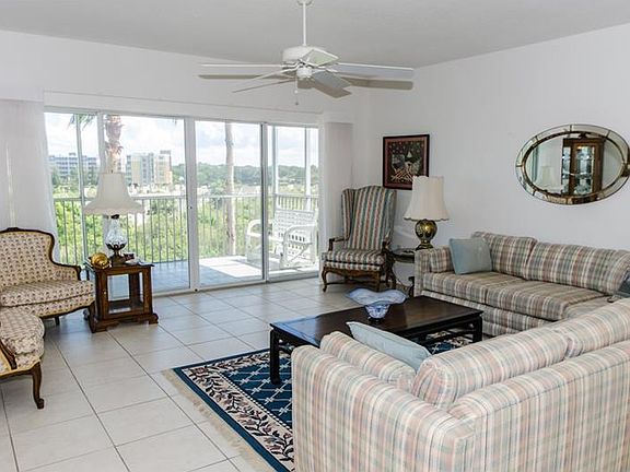 4th image of 1200 Country Club Dr APT 4306