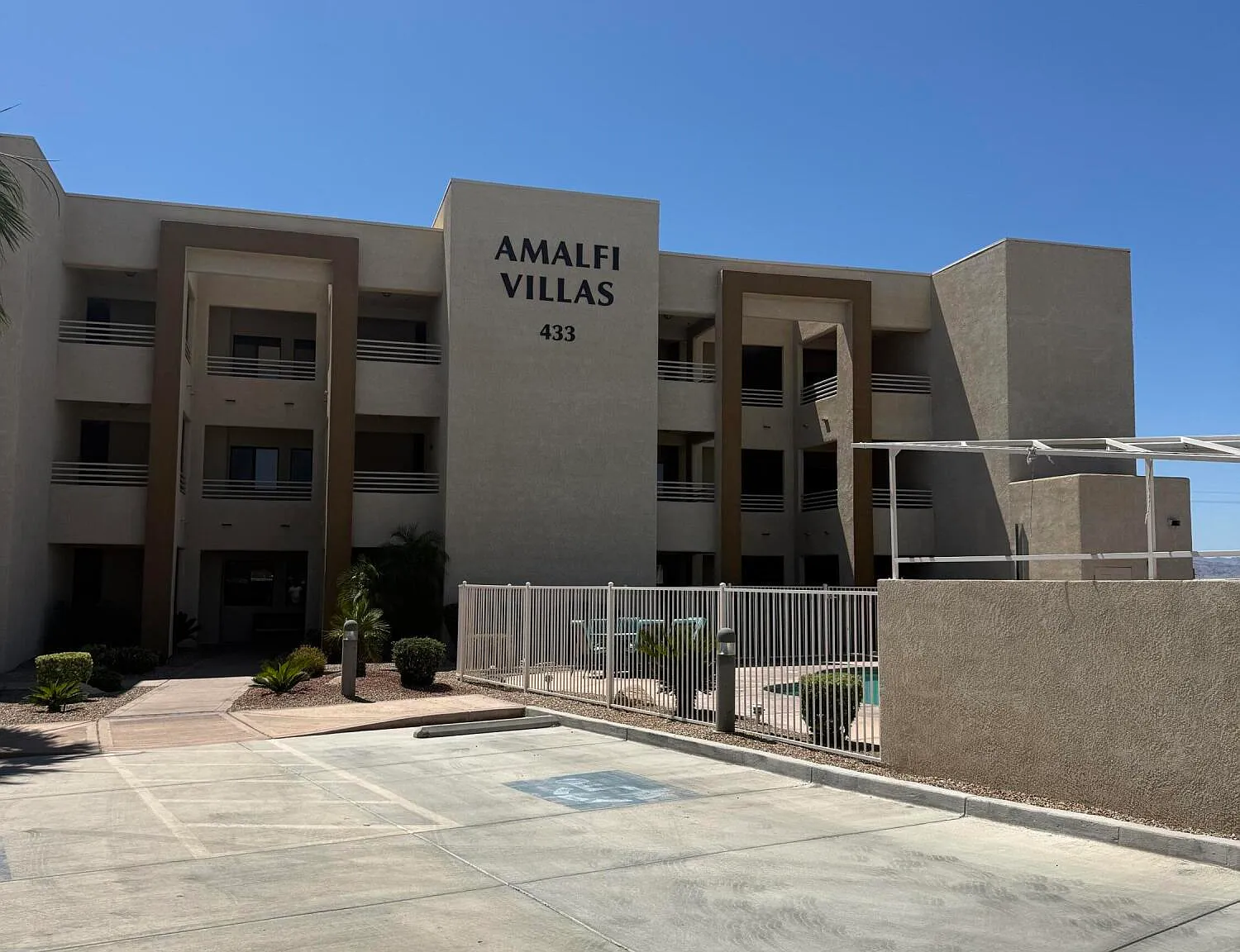 2 bed, 2.0 bath, 1484 sqft, $2,500 — Photo 1