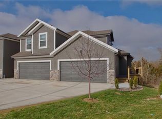 21664 W 123rd Ter, Olathe, KS 66061