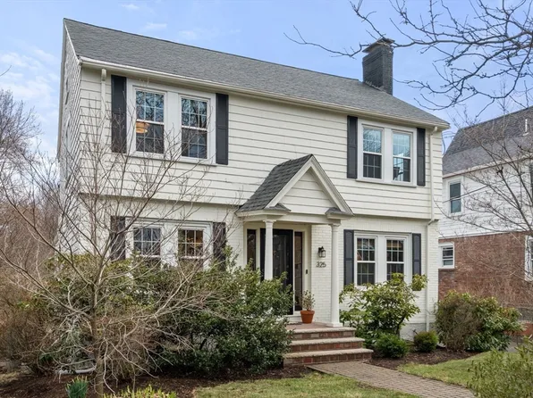 325 Parker St, Newton, MA 02459