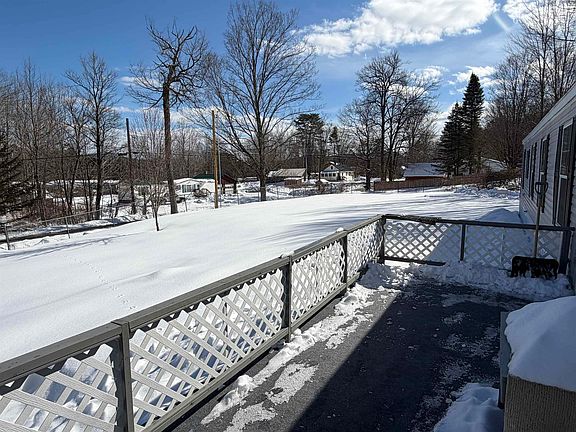 3rd image of 64 County Road