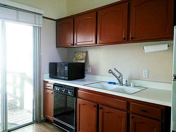 5th image of 27781 Peninsula Dr #401