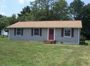 39 Clearview Dr, Colonial Beach, VA 22443