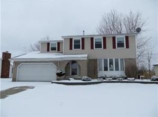 22 Pheasant Run Ln, Lancaster, NY