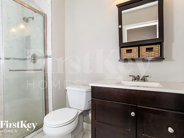 5458 Concord Crossing Dr — Photo 10
