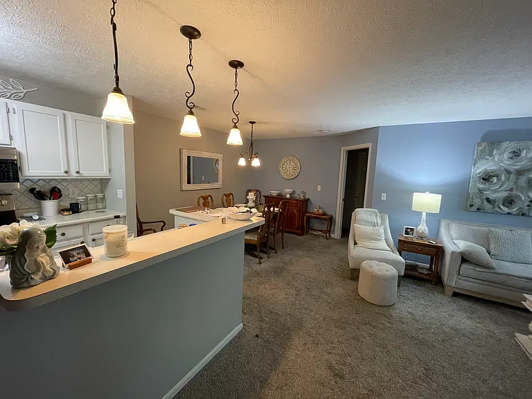 7392 Ridgepoint Dr #7 — Photo 2