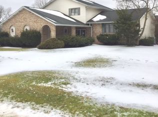 4407 Lakeshore Cir W, Massillon, OH
