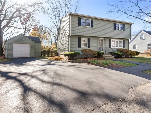 33 Proctor Cir, Peabody, MA 01960
