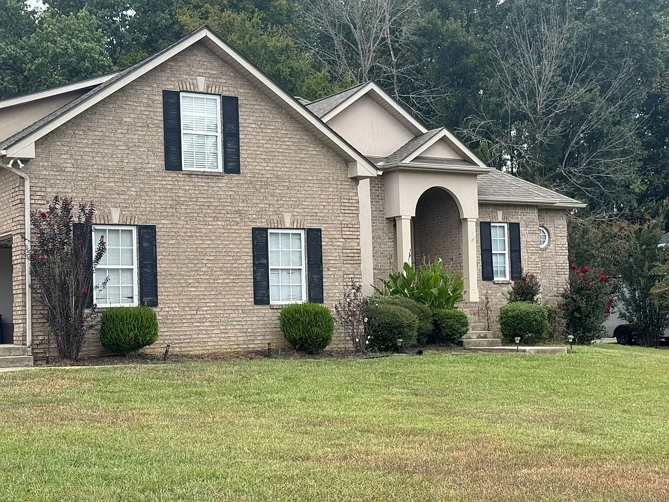 836 Ridgetop Dr