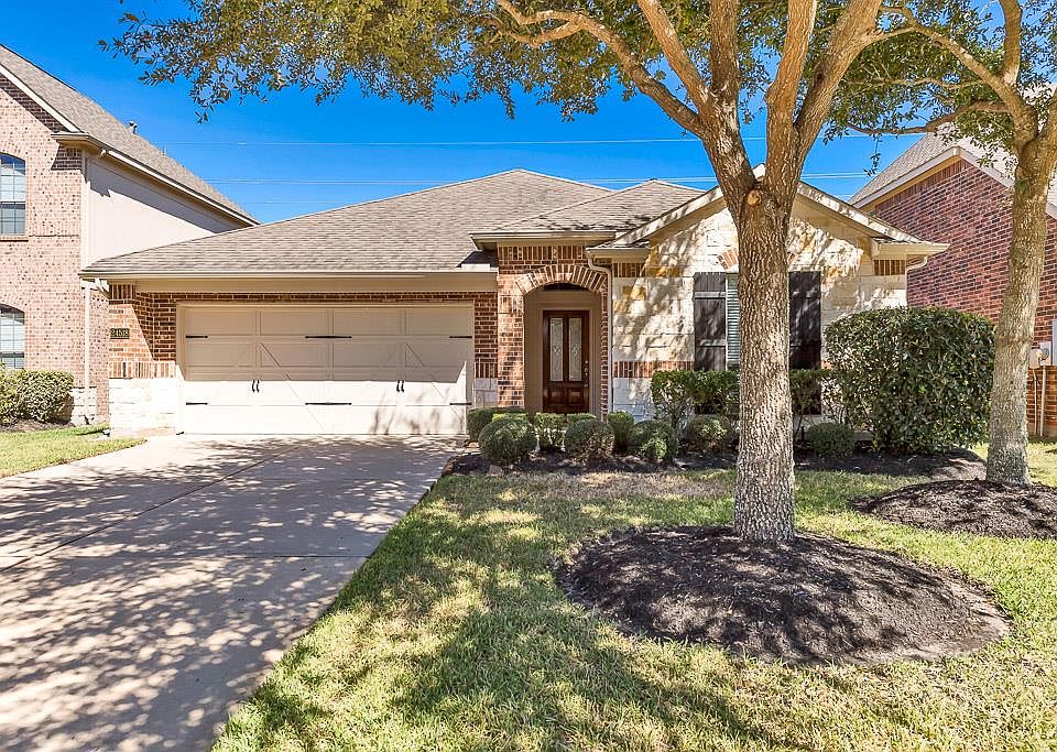 1st image of 24518 Bella Veneza Dr