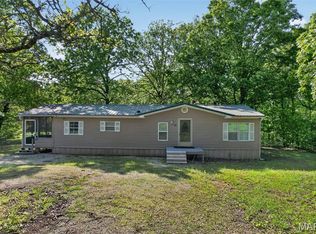 27 Whippoorwill Ln, Lebanon, MO 65536
